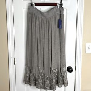 Kohls Apt 9 Gray Lace Skirt